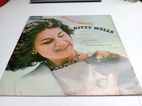 Kitty wells - kitty, wells-kitty's