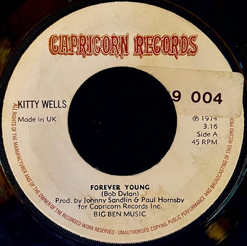 Kitty wells forever young - forever,